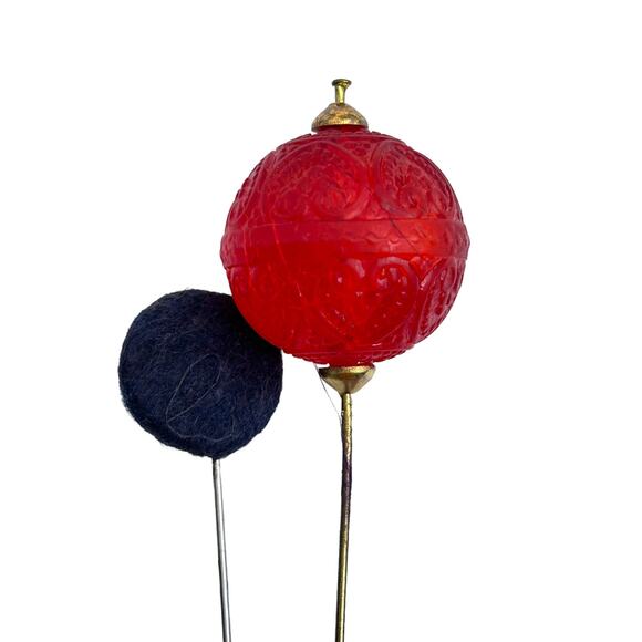 VTG Red Hat Society Hatpins Stick Pins Lot of 5 Grandmacore Grannycore - Picture 4 of 6